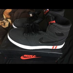 Jordan 1s psg